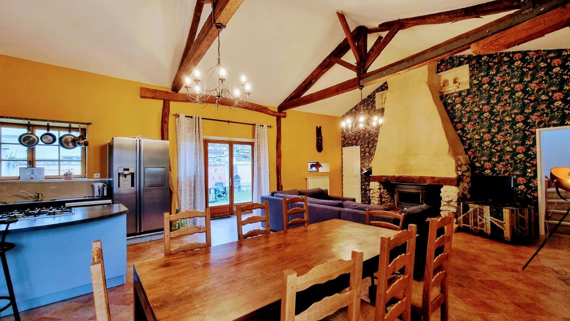 Domaine De Rochebonne Villa Saint-Just-Luzac Bagian luar foto