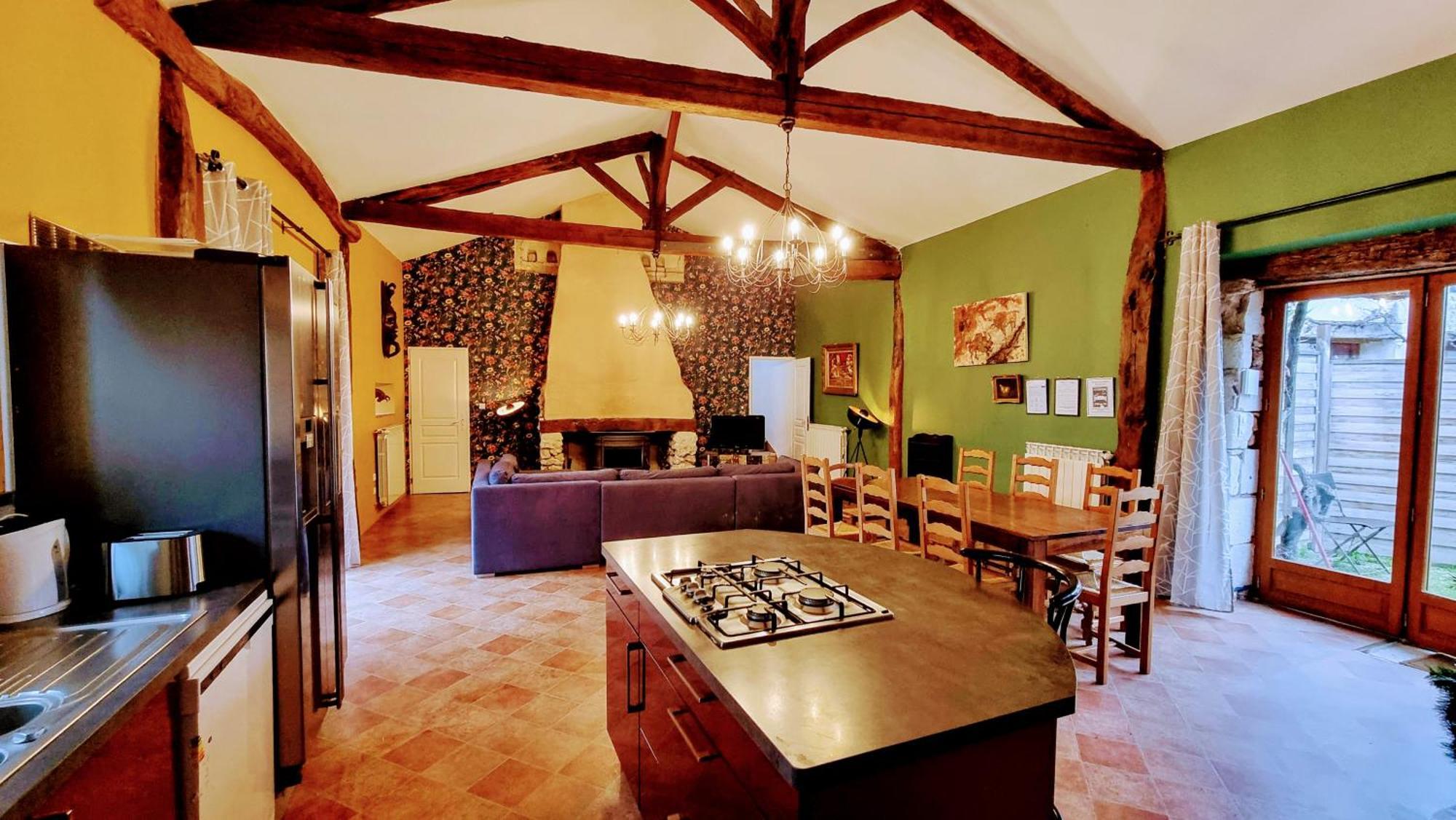 Domaine De Rochebonne Villa Saint-Just-Luzac Bagian luar foto